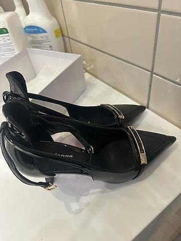 женские классические туфли на танкетке: Qadın klassik ayaqqabıları – qara laklı, iti burunlu, incə hündürdaban — 2