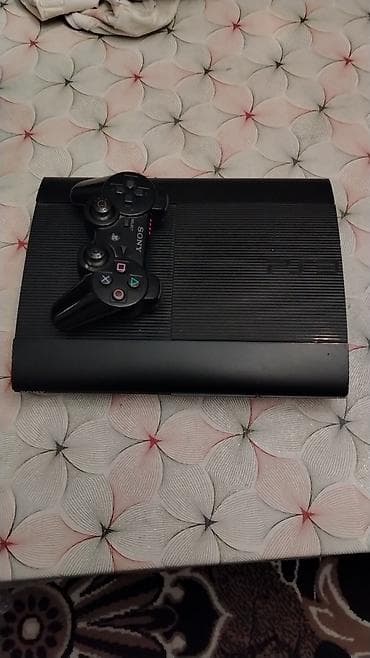 Sony PlayStation 3 Super Slim oyun konsolu termal pasdası quruyub