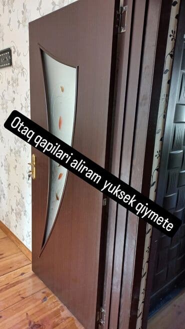 Pəncərələr: Otaq qapilari taxta ve ya plastik qapi pencere aliram yuksek qiymete — 1