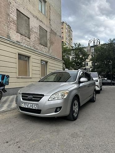 Kia Ceed: 1.6 l | 2008 il Universal
