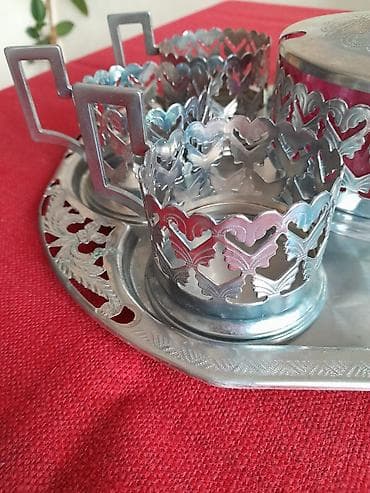 Mətbəx aksesuarları: Набор мельхиоровый СССР, поднос, подстаканники и сахарница. Цена 100 — 2