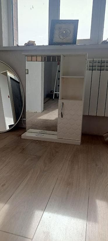 mdf metbex mebelleri: Vanna otağı üçün lavabo və asma güzgü-dolap dəsti - Lavabo: ağ — 2