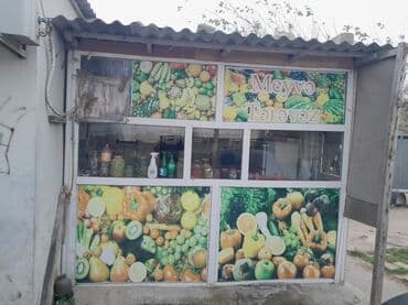 Meyvə-Tərəvəz köşkü – hazır kiçik pərakəndə ticarət pavilyonu