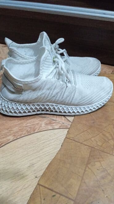 женские кеды сникерсы: Uniseks krossovka gündəlik istifadə üçün uyğundur. Tənzimlənən — 1