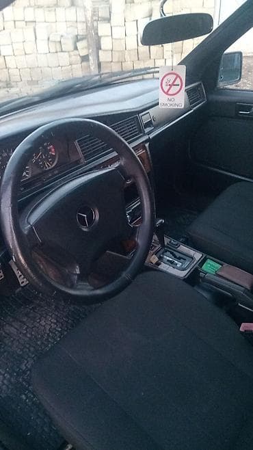xezer lada lizing: Mercedes-Benz 190 (W201) sedan avtomat korofka 2 mator ili1991 mator — 5