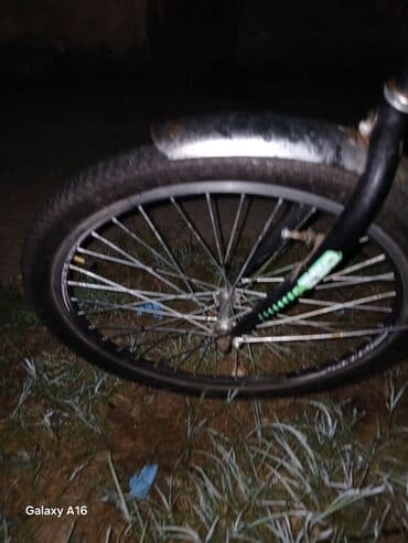 9 cu sinifdə neçə kitab var: Şəhər velosipedi Stels, 24", sürətlərin sayı: 1 — 4