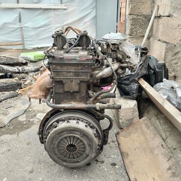 inqibator matoru: Avtomobil mühərriki satılır. Xüsusiyyətlər: - 4 silindrli, sırayla — 2