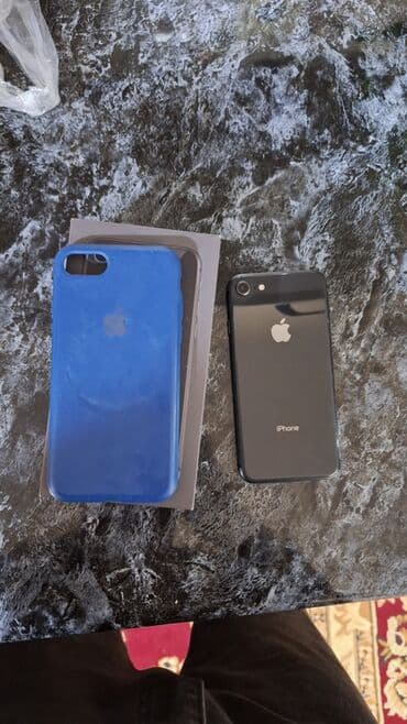 Samsung: IPhone 8, Qara, Barmaq izi, Face ID, Sənədlərlə — 1