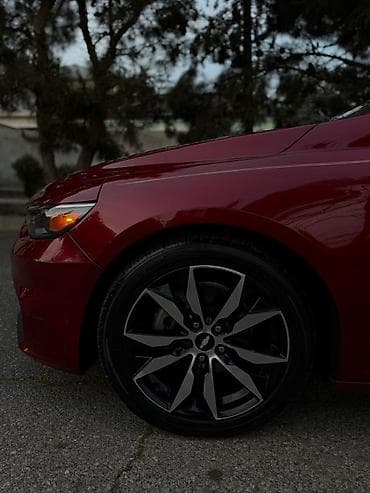 top.az masinlar: Chevrolet Malibu: 1.5 l | 2018 il 200000 km Sedan — 6