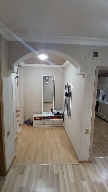 utu candan: Binəqədi qəs. 3 otaqlı, 1 kv. m, Yeni təmirli — 4