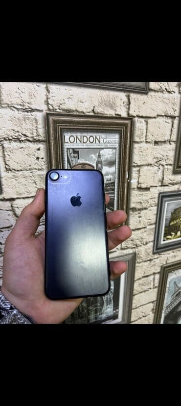 iphone 11 pro ucuz: IPhone 7, Qara, Qırıq — 3