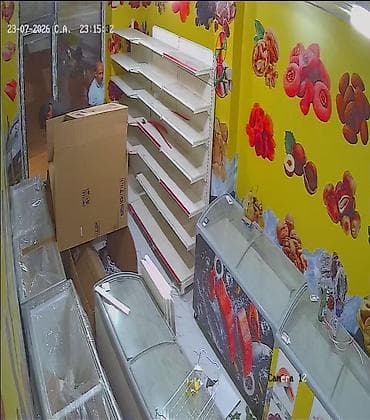 mebel bərpası: Vitrin satilir 1metri 130m uzunlugu 2.10sm 3eded — 6