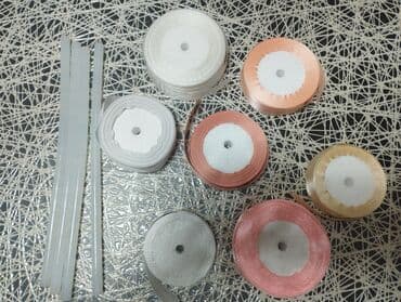 Gəlin gülü düzəltmək üçün 4 ədəd kley və lentlər satılır . Hamısı bir