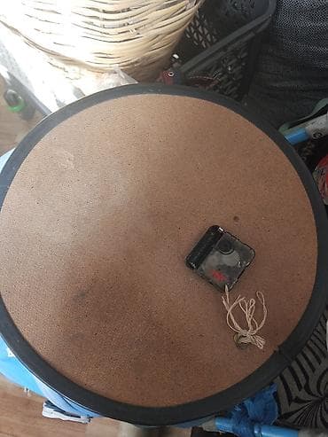 ərəbə: Divar saatları — 2