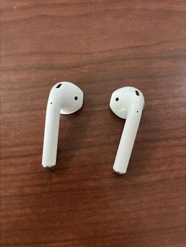 airpods case: Airpods 1ci mesil orginal Powerbanki ve nausnikler ela zaratka — 1