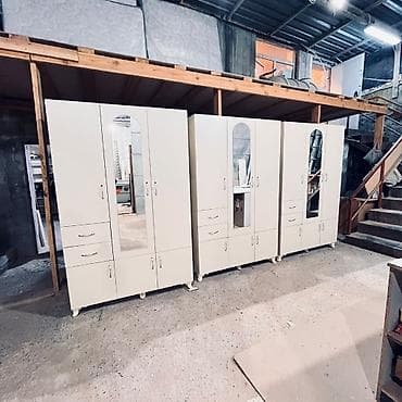 setqa qapi: 3 qapılı, Güzgülü, Bej, Digər material, Açılan, Düz dolab — 1