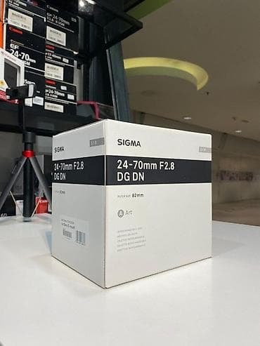 SIGMA 24-70mm F2.8 DG DN Art obyektiv (82 mm filter ölçüsü) - Peşəkar