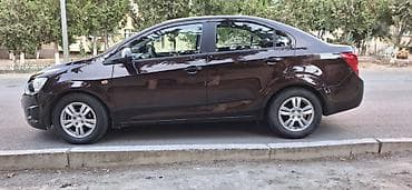 disklər 13: Chevrolet Aveo: 1.4 l | 2012 il 96482 km Sedan — 2