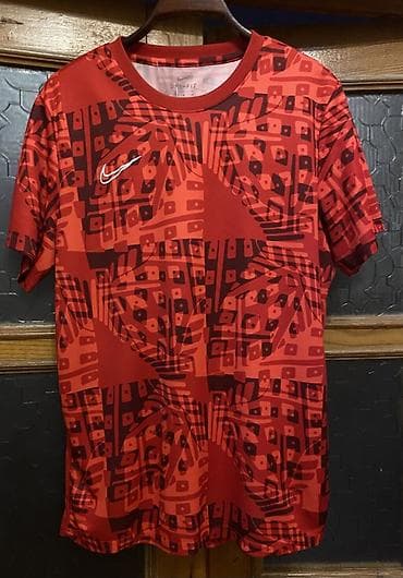 Футболки: Мужская футболка, Nike, M, цвет - Красный — 1