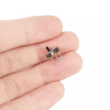 mini radio: Radio detallar . Mini pereklyuçatel . Qiyməti 10 ədədə aitdir — 3