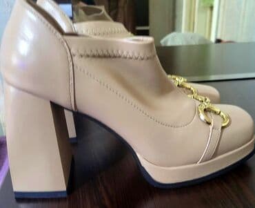 зеленые туфли: Туфли, Размер: 38, цвет - Бежевый, Б/у — 3