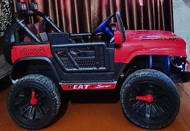ev masin: Uşaq üçün elektrikli off-road maşın (4x4 dizayn) - Korpus: Jeep — 1