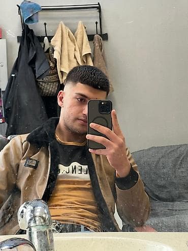 Lalafoda yeni: Salam real ciddi münasibət də qız axtarıram sevə bilən olsun təmiz — 1