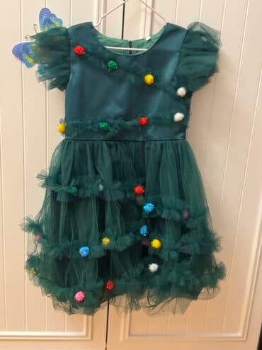 qizlar ucun toy paltarlari: 1 dəfə tədbirə istifadə olunub,120cm boy üçün,4-5 yaş üzərində — 2