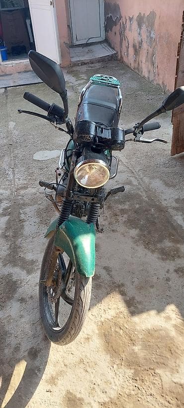 Satılır: Şəhərdaxili və gündəlik istifadə üçün praktiki motosiklet