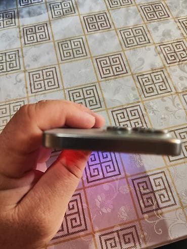 ipon: IPhone 15 Pro Max, 256 GB, Gümüşü, Sənədlərlə, Face ID, Simsiz şarj — 6