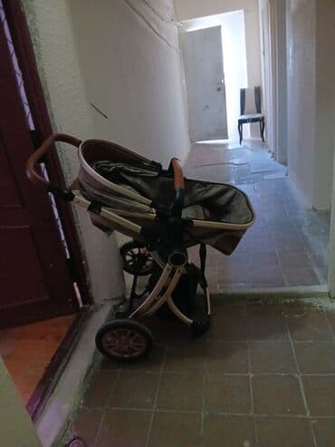 Hyundai: Классическая прогулочная коляска, Б/у, Возраст: 1-6 месяцев, Самовывоз — 1