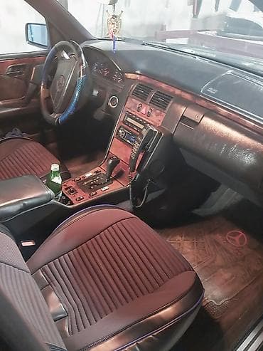w212 kompressor: Mercedes-Benz E-Class (W210) sedan - Kuzov: 4 qapılı sedan, tünd rəng — 3