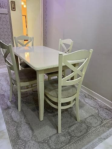 Mətbəx üçün, İşlənmiş, Kvadrat masa, 4 stul lalafo.az -da Mətbəx üçün, İşlənmiş, Kvadrat masa, 4 stul