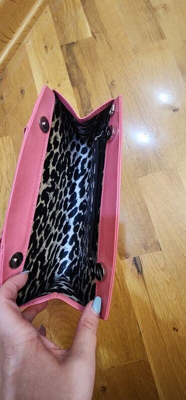 qadin canta: Qadınlar üçün şıq əl çantası (clutch) - Rəng: açıq çəhrayı, parlaq — 4