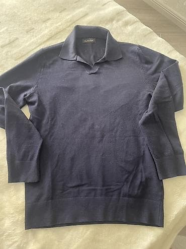 vilur kofta modelleri: Massimo Dutti kişi sviteri - Model: Yaxa ilə, V-kəsimə yaxın — 2