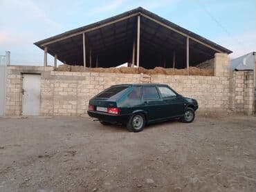 qaz 53 təkərləri: Vaz 2109 hatchback Xüsusiyyətlər: - Kuzov: 5 qapılı hatchback, tünd — 4