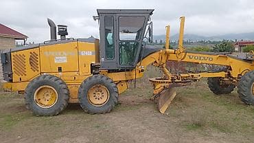 kreditde olan masinlar: Volvo avto qreyder satilir ili 2004 xirda xercleri var 0514611344 — 5
