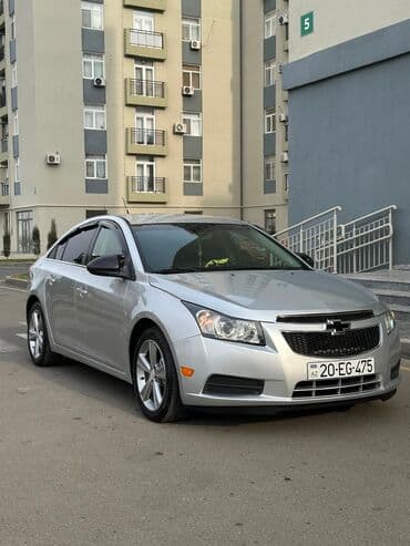 pikap maşınlar: Vuruğu udarı, dəyişən detalı yoxdur.Vini təmizdir.Koja salon, 17 lik — 8