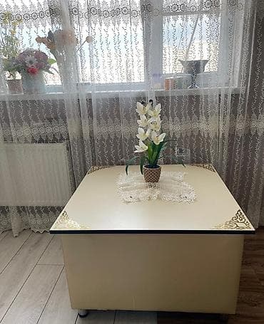 bağ stolları: Jurnal masası, Açılmayan, Kvadrat masa — 2