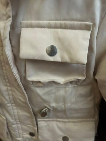 ust: 4-5-6- yaşa gedir . Qalın super materialdi 2-3 defe geyinilib. 70 azne — 4