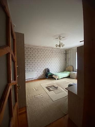Həyət evləri və villaların satışı: Qaraçuxur qəs. 6 otaqlı, 200 kv. m, Yeni təmirli — 4