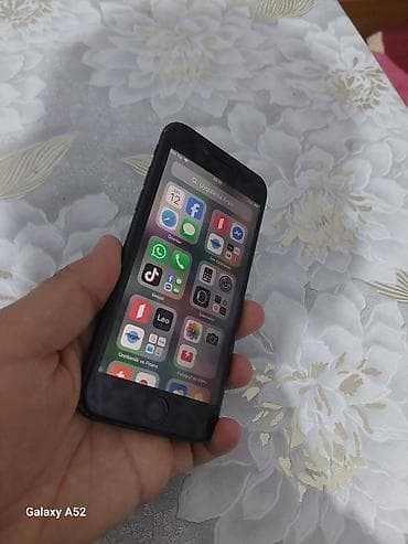 iphone se telefon: 32 GB, Qara, Barmaq izi — 2