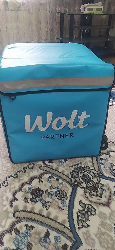 aksa generator: Wolt Partner istilik/soyuqluq saxlayan çatdırılma çantası - Brend — 6
