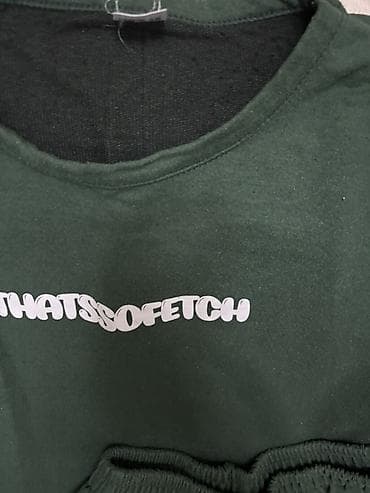 Kişi geyimləri: Yaşıl “THATSSOFETCH” dəsti Təcili satılır. Səliqəli və təmiz — 2