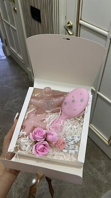 Saç üçün adlı krablar,daraq kiçik zakolka Fərdi sifarişlə hazırlanır