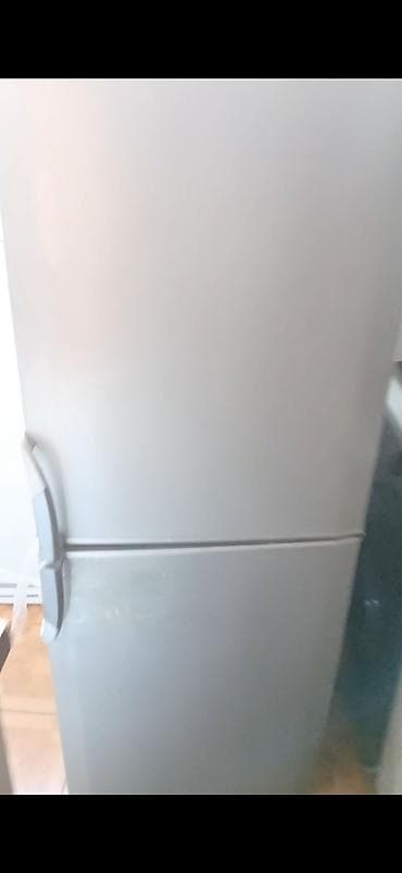 dubay iphone 15: Salam beko fırmasına aid soyuducu satılır. Heç bir problemi yoxdur — 3