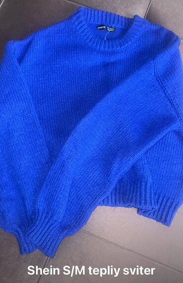 ağ qadın ətəkləri: Qadın geyimləri – 2 fərqli model 1) Ağ bluz: - Yumşaq, axıcı parça - — 29