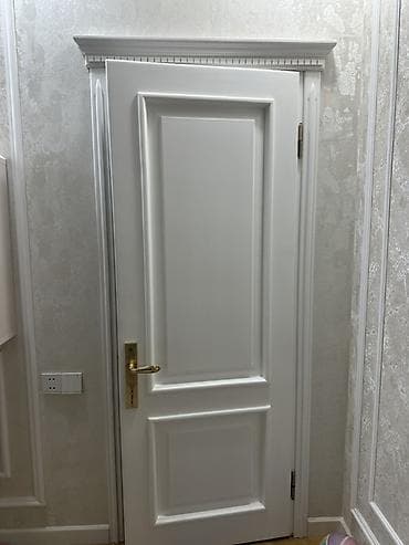 Ağ-mat rəng. 210x80 4.5 sm qalınlıq. Şəkildə ruçkalar xaric nə — 3