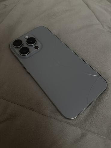 iphon 15 pro: IPhone 15 Pro, 128 GB, Space Gray, Simsiz şarj, Face ID — 4