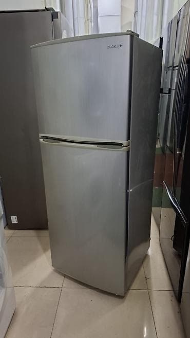 swizer soyuducu: 2 qapılı Samsung Soyuducu Satılır, rəng - Gümüşü — 1